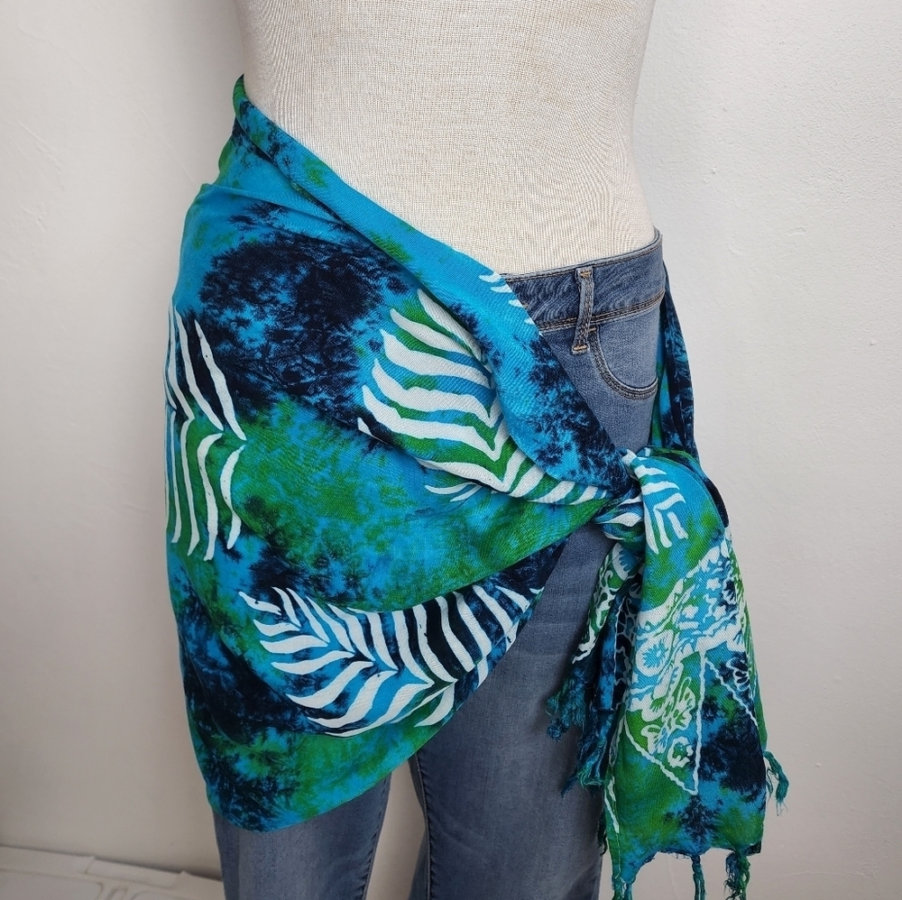 Palm Print Blue & Turquoise Tie Dye Women's Sarong Beach Cover Up